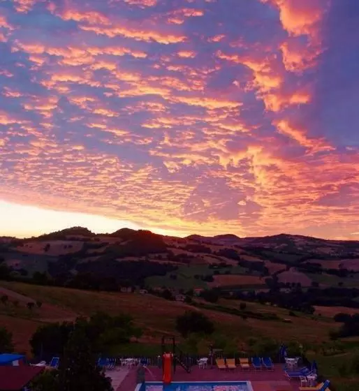 ホテル Azienda Agrituristica Piccolo Ranch