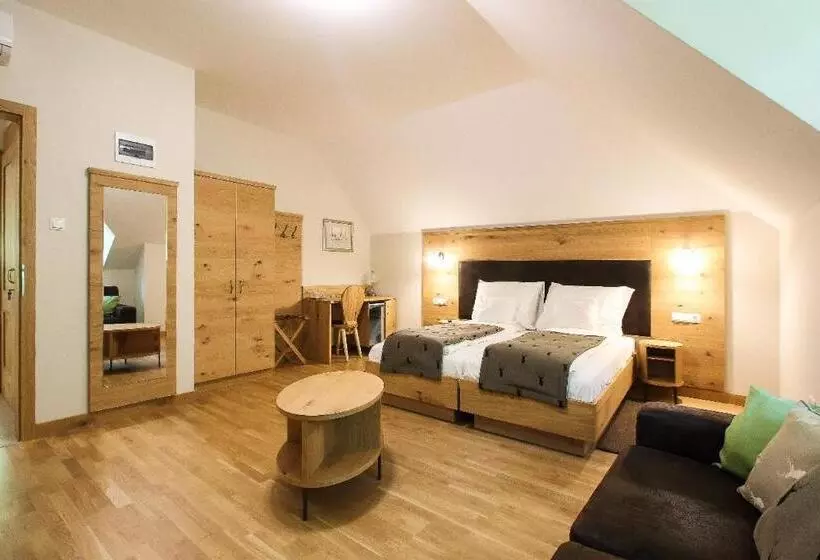 Hotelli Hódoséri Vadászház