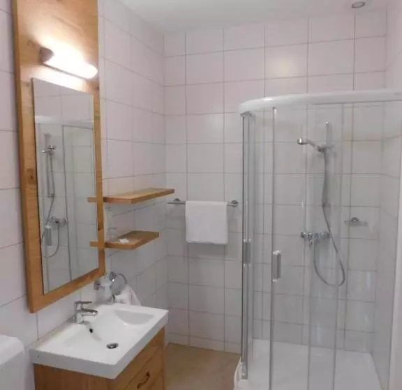 Hotelli Hódoséri Vadászház