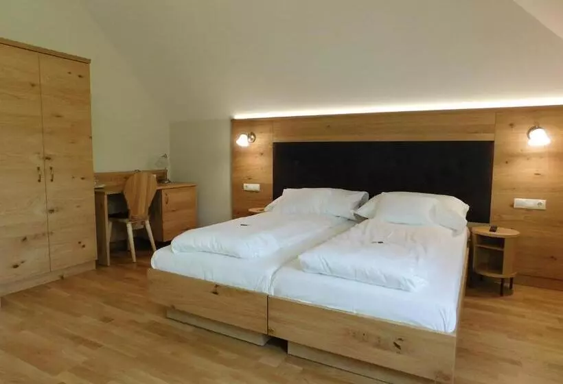 Hotelli Hódoséri Vadászház