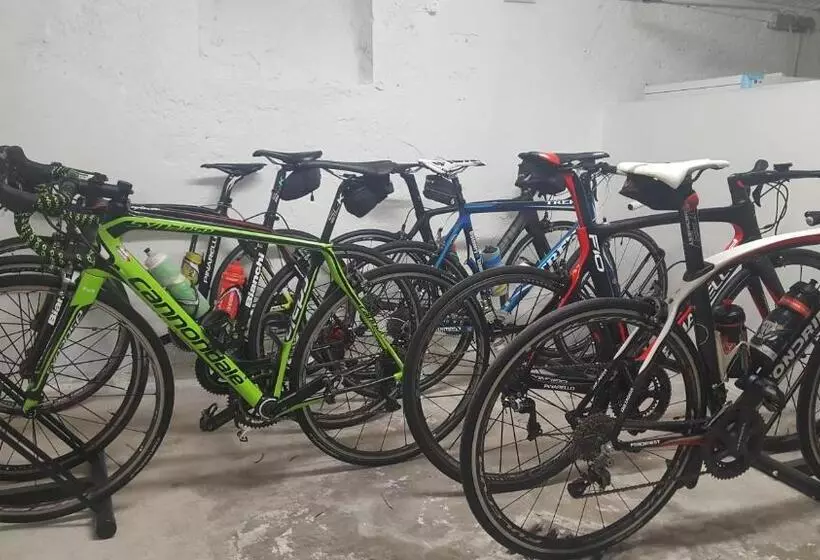 ホテル Hôtel Restaurant Glaizette