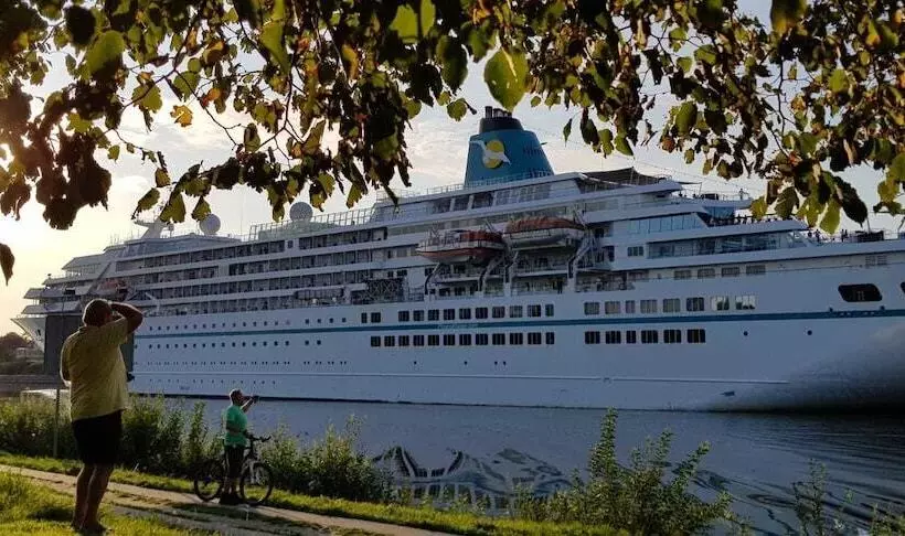 ホテル Kanal Haus Das Gästehaus Direkt Am Nok