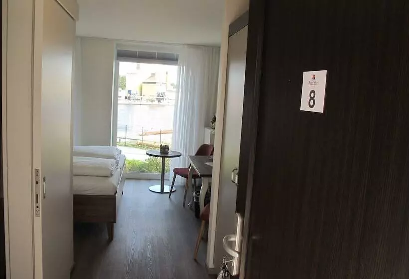 ホテル Kanal Haus Das Gästehaus Direkt Am Nok