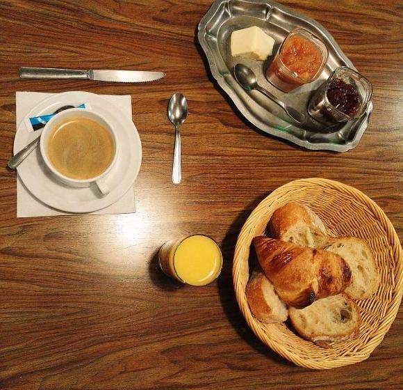 Отель L'hôtel Du Mouton Blanc