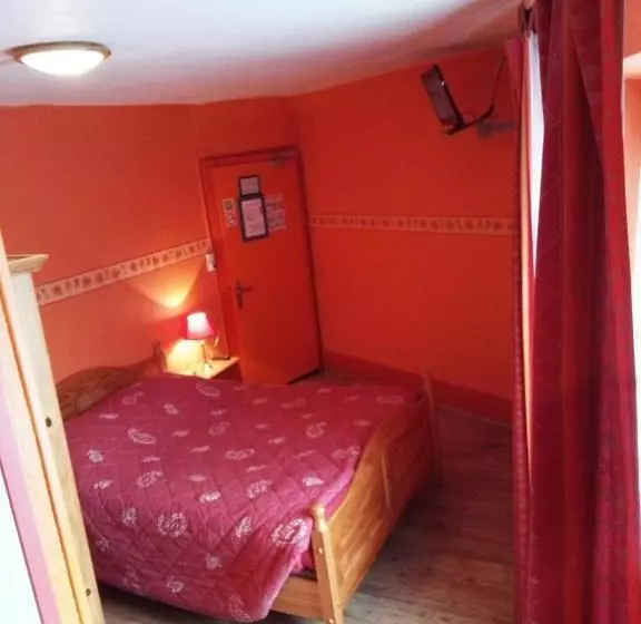 Hotelli L'hôtel Du Mouton Blanc