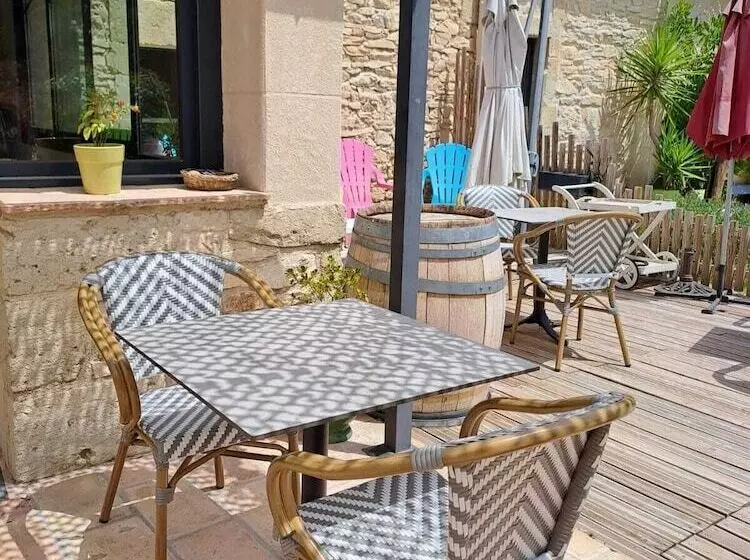 ホテル Logis Hôtel Restaurant Le Clos Des Capitelles