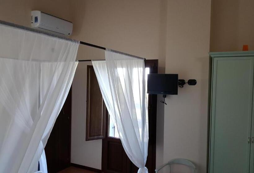 Отель Oasi Di Francesca