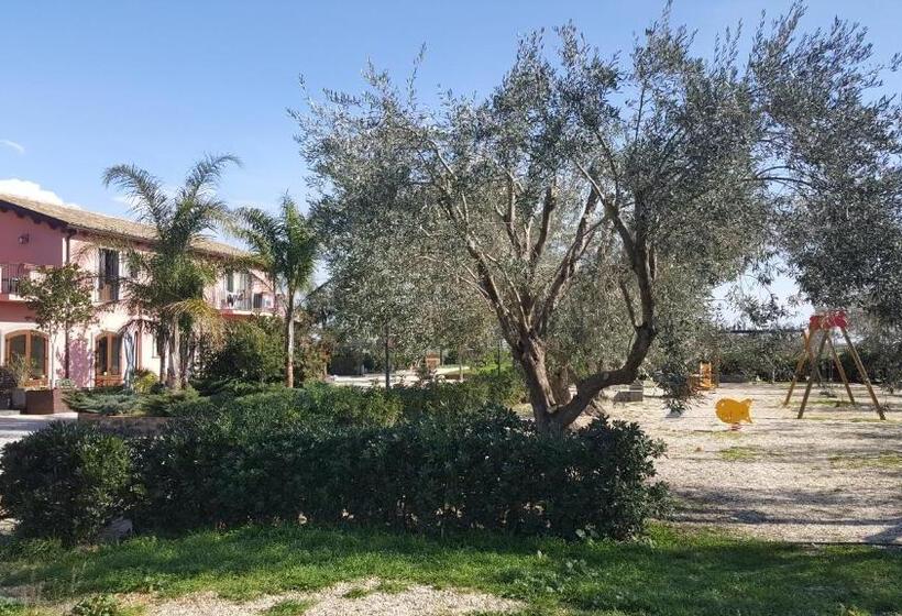 Отель Oasi Di Francesca