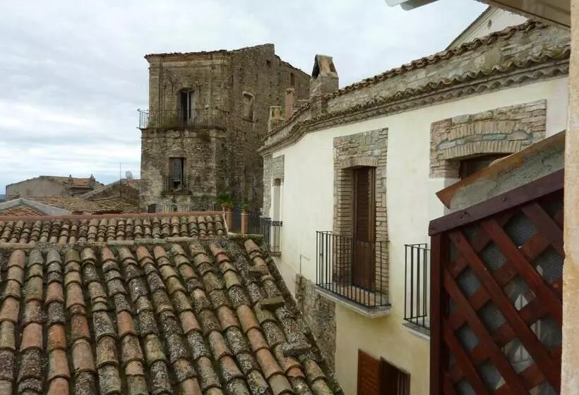 Hotelli Palazzo Dei Poeti