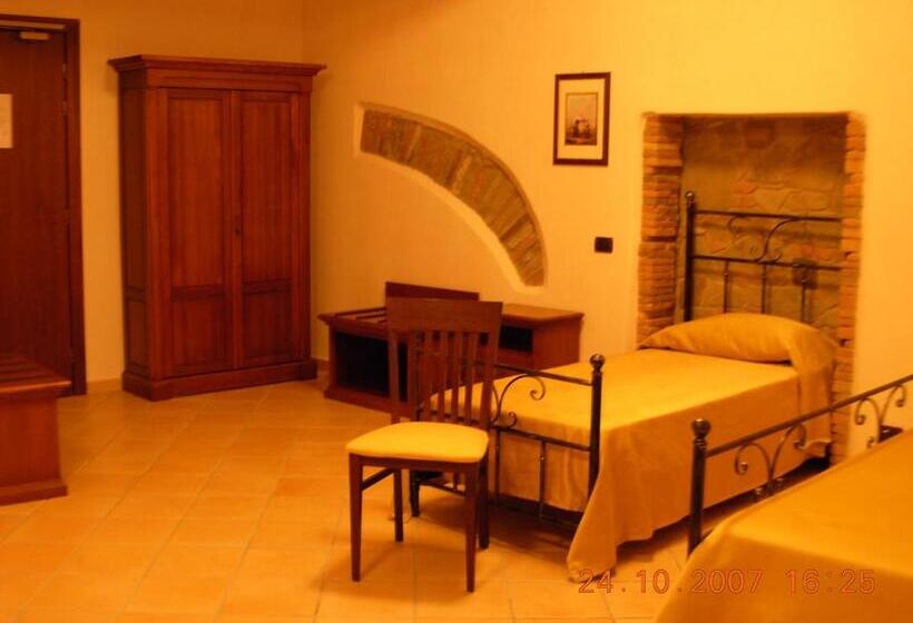 בית מלון כפרי Palazzo Dei Poeti