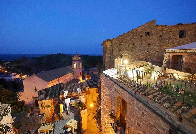 בית מלון כפרי Palazzo Dei Poeti