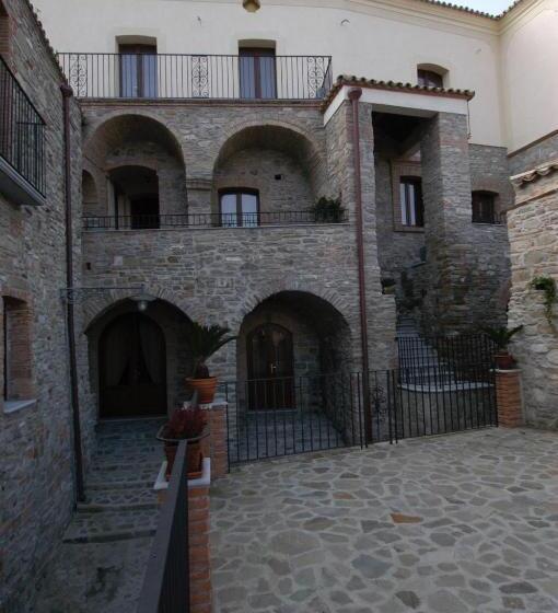 בית מלון כפרי Palazzo Dei Poeti