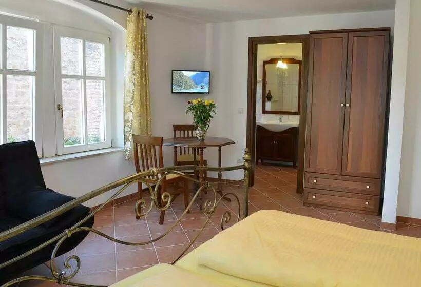 Hotelli Restaurant La Corona