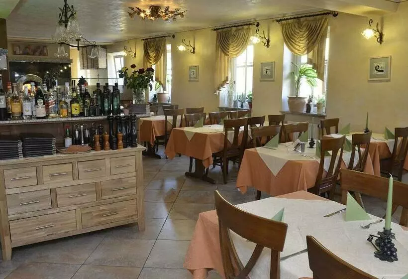 Hotelli Restaurant La Corona