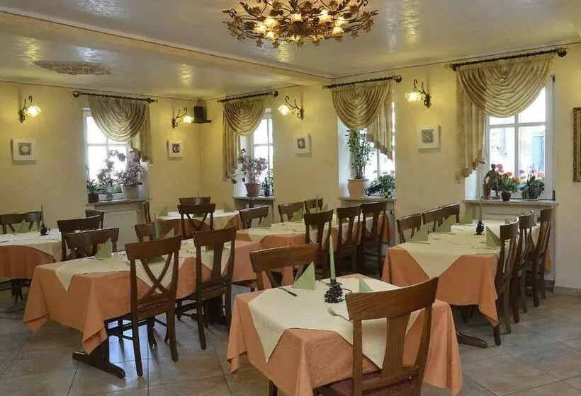 Hotelli Restaurant La Corona