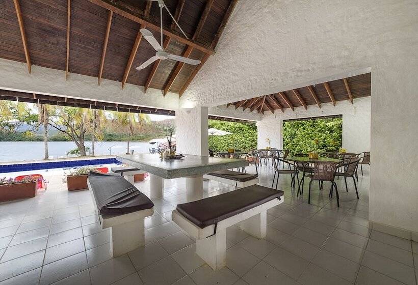 Отель San Marcelino De Las Rosas