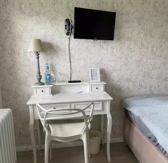 Landsitzhotel Und Seminarium Peterhof