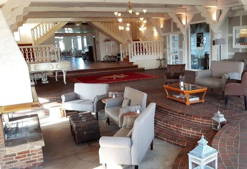 Landsitzhotel Und Seminarium Peterhof