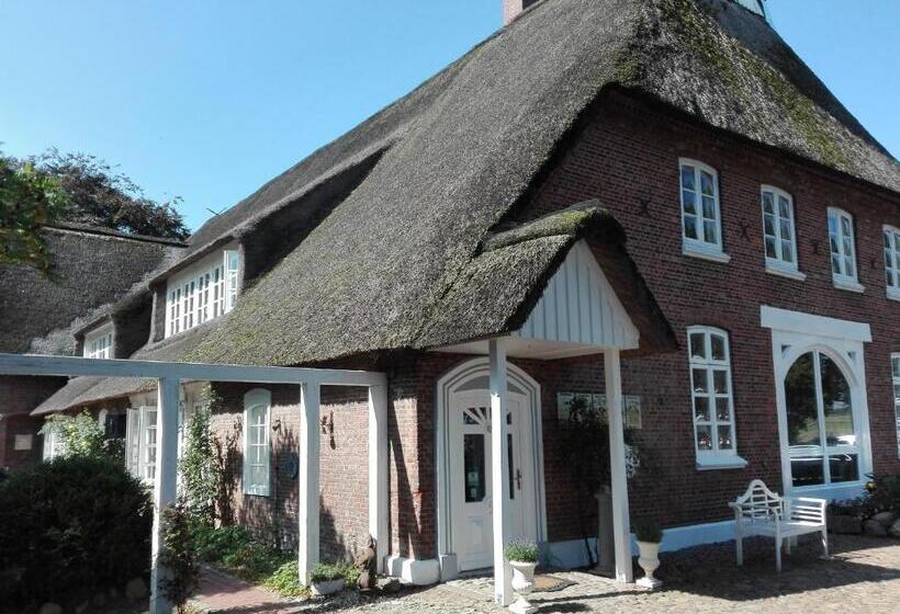 Landsitzhotel Und Seminarium Peterhof