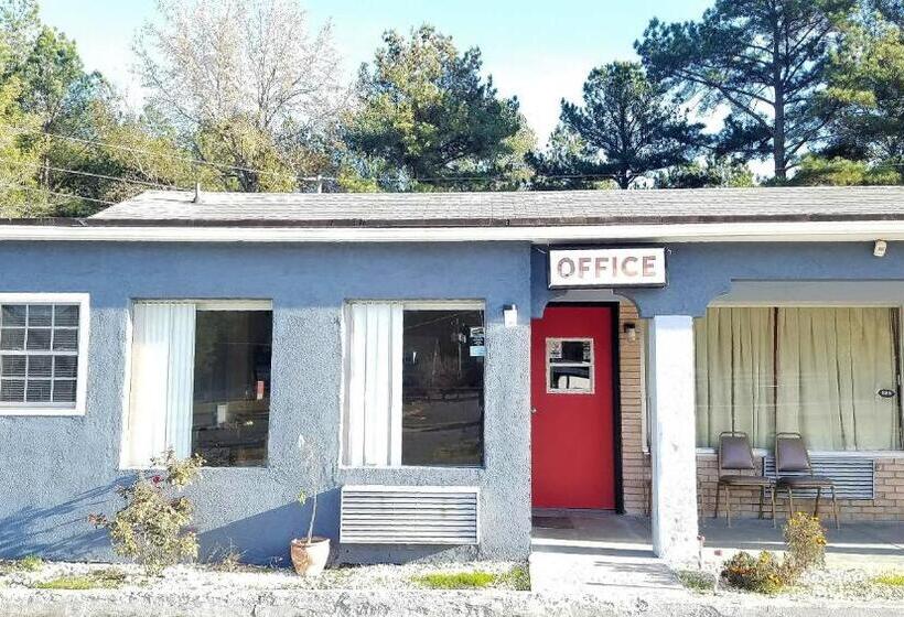 فندق على الطريق Roadway Inn Troy