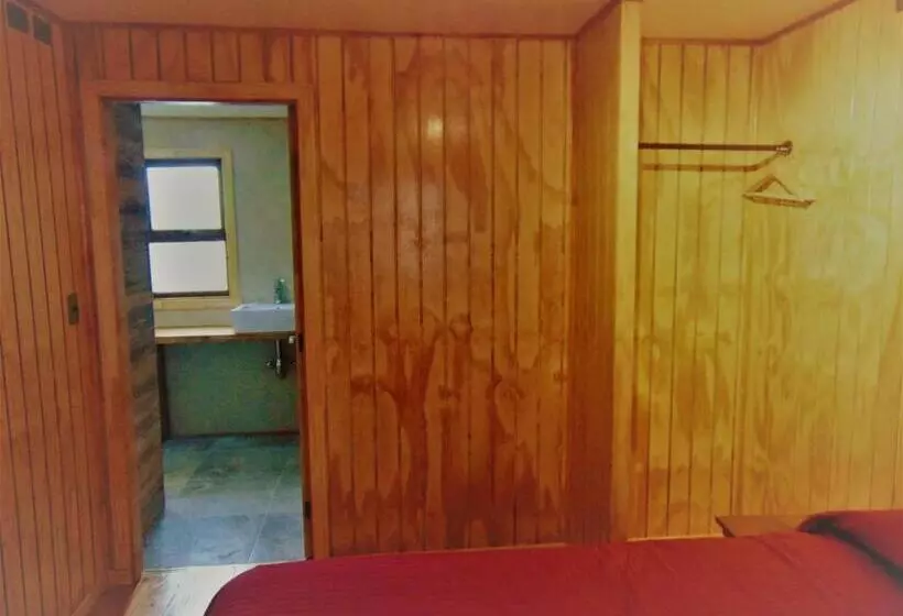 Majatalo Cafe & Hostal Acurruka