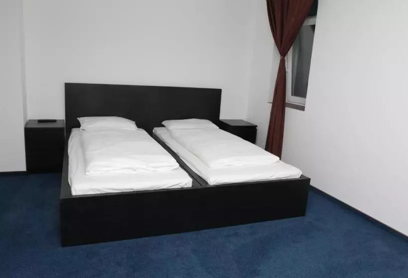 ペンション Holsteiner Hof