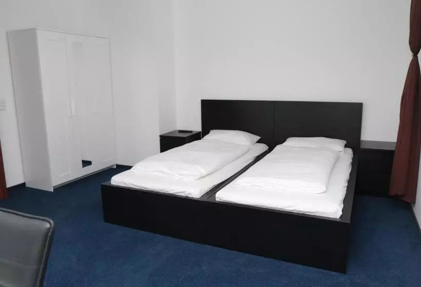 ペンション Holsteiner Hof