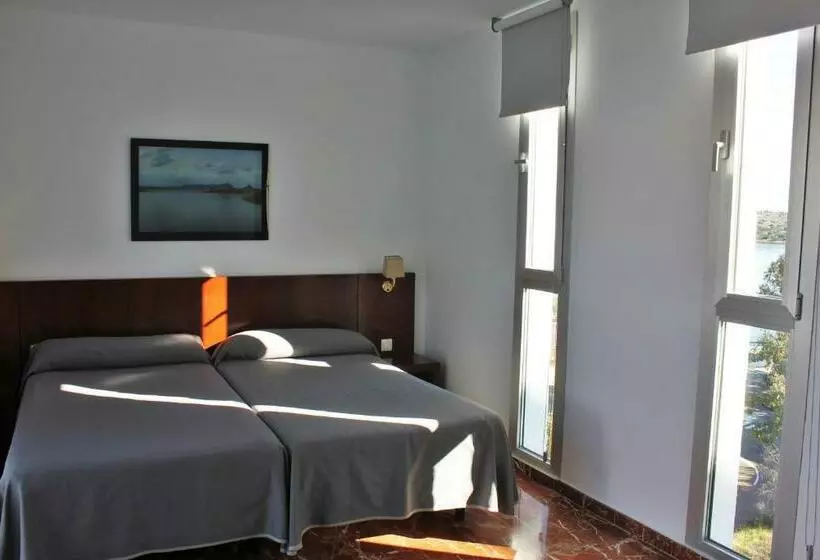 Apartamentos Embalse De Orellana