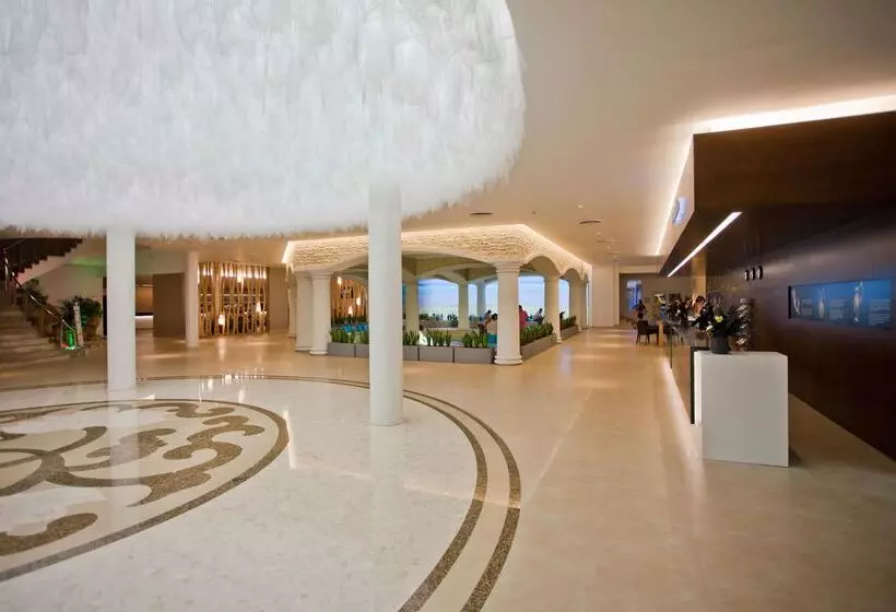 Dit Evrika Beach Club Hotel All Inclusive