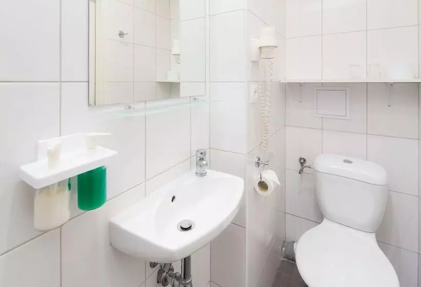 مسافرخانه Minimino