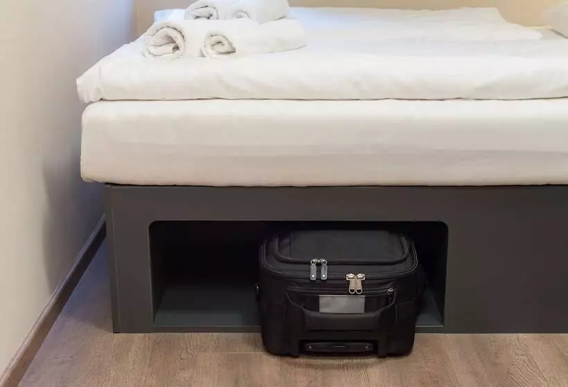 مسافرخانه Minimino