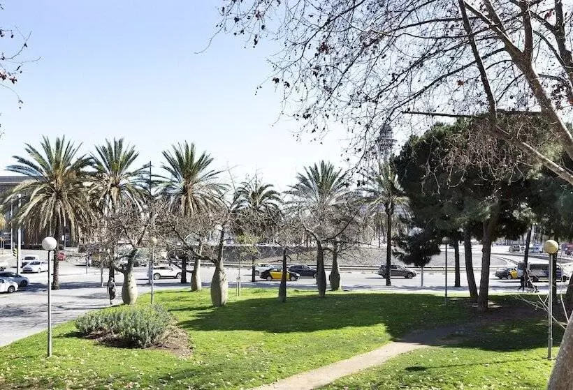 Хостел YOMO Bcn Port