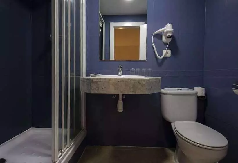 Хостел YOMO Bcn Port