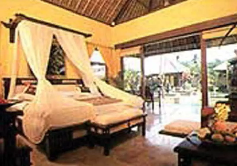 Отель Aneka Bagus Pemuteran