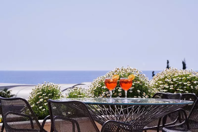 ホテル Atlantica Bay  Adults Only