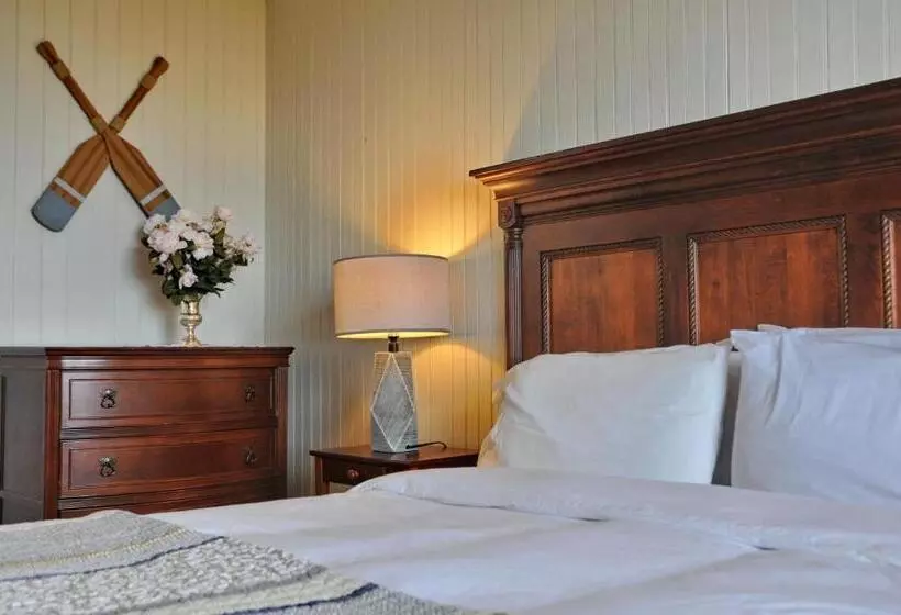 Отель Auberge Des Falaises