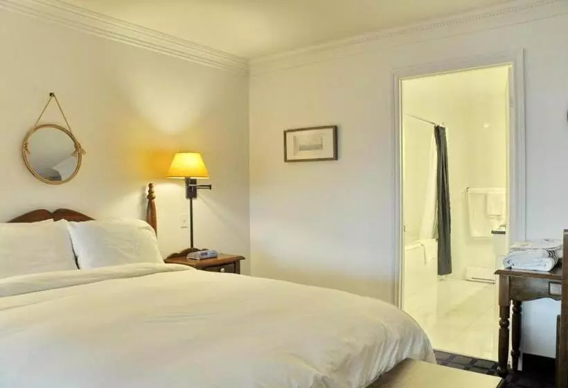 Отель Auberge Des Falaises