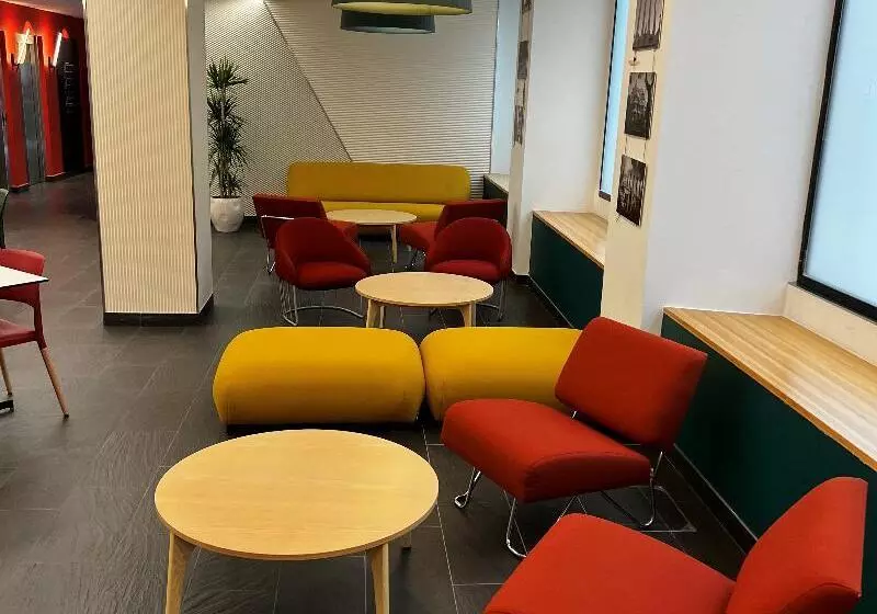 Отель Ciutat De Barcelona