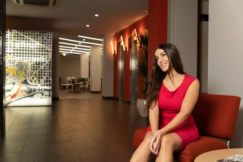 Отель Ciutat De Barcelona