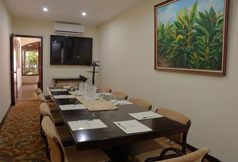 Отель Country Inn & Suites By Radisson, San Jose Aeropuerto, Costa Rica