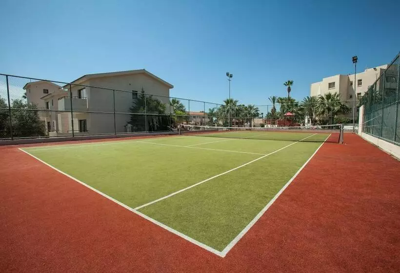 Hotel Crown Resorts Henipa