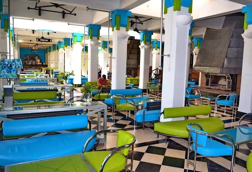 酒店 El Pueblo Tamlelt