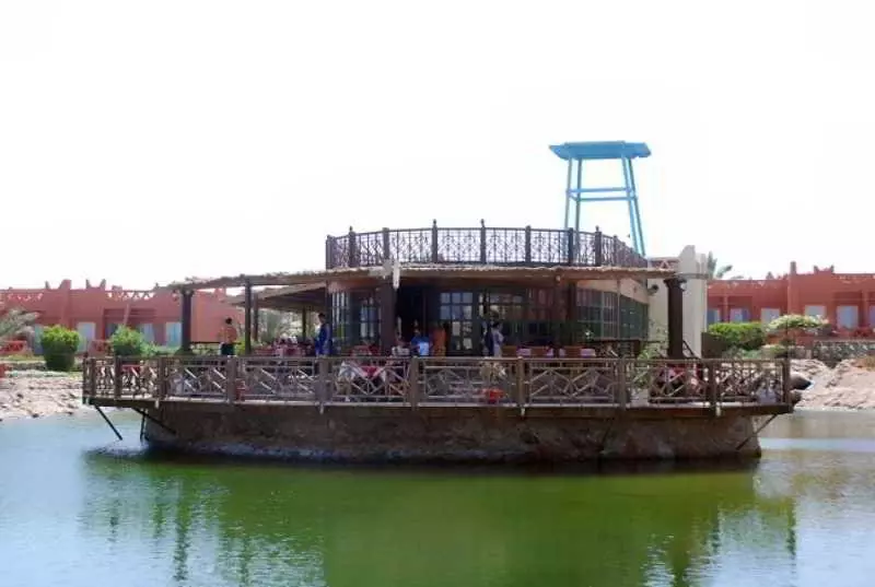 Hotel Hauza Beach Resort