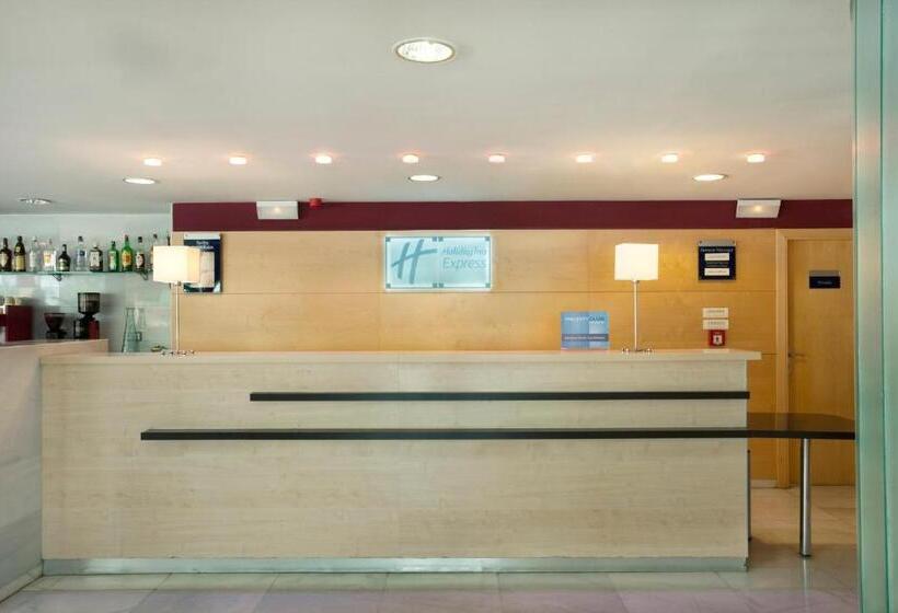 Hotel Holiday Inn Express Madrid Alcorcón, An Ihg