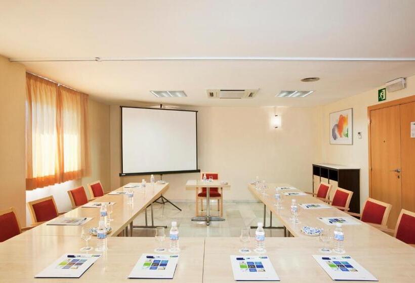 Hotel Holiday Inn Express Madrid Alcorcón, An Ihg