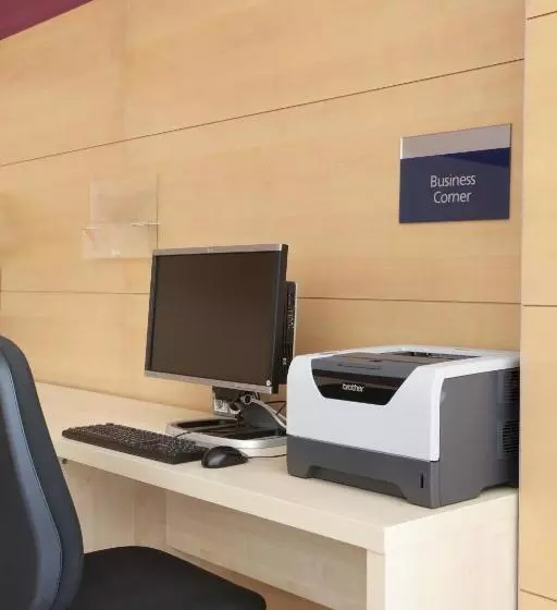 호텔 Holiday Inn Express Madrid Alcorcón, An Ihg