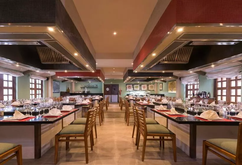 فندق Iberostar Waves Costa Dorada