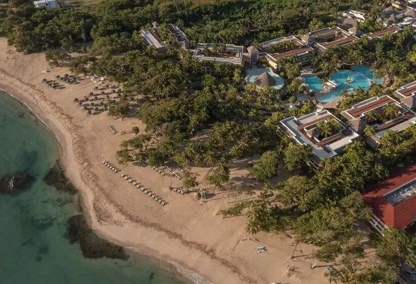 فندق Iberostar Waves Costa Dorada