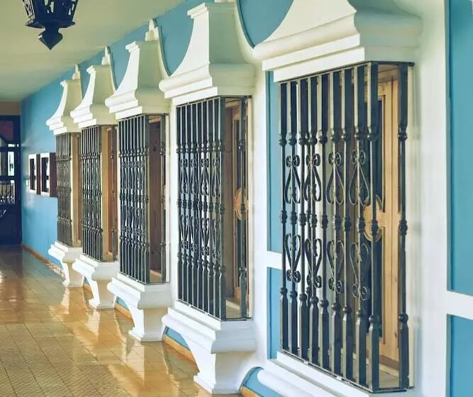 فندق Iberostar Waves Costa Dorada