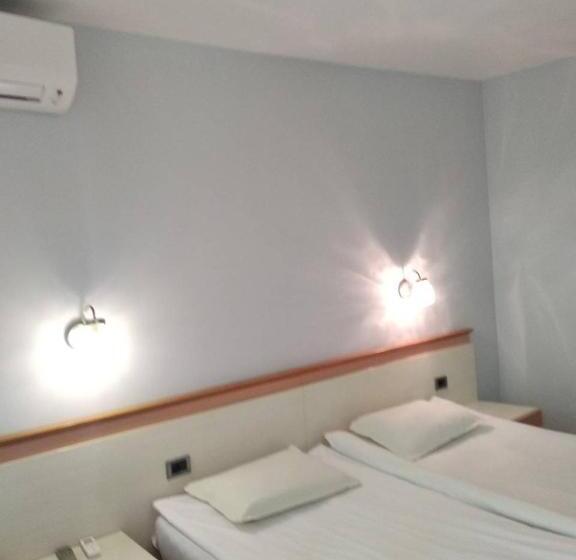 ホテル Koral   Parking